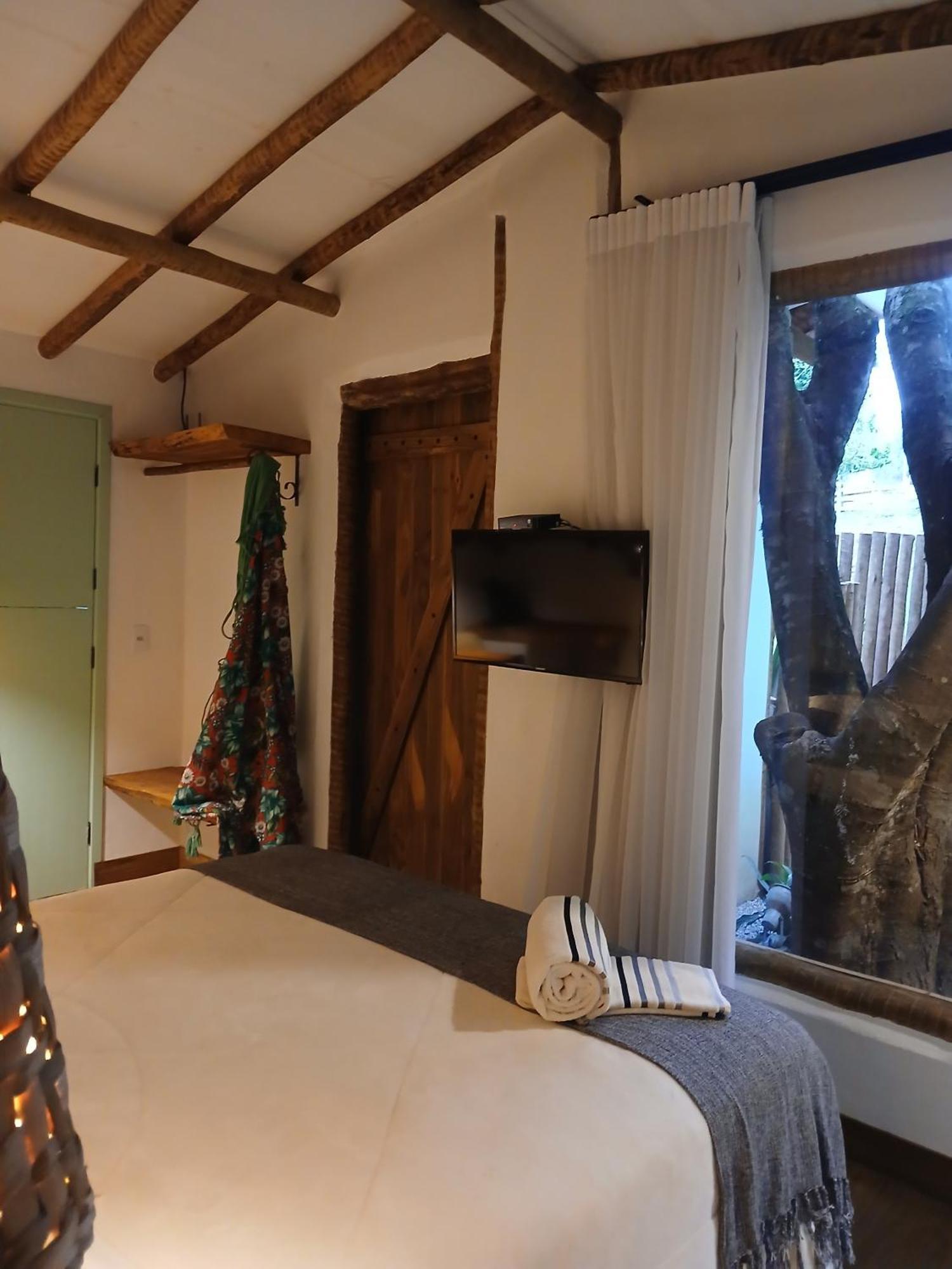 Aconchego Da Roca Hotel กอนซัลวิซ ภายนอก รูปภาพ